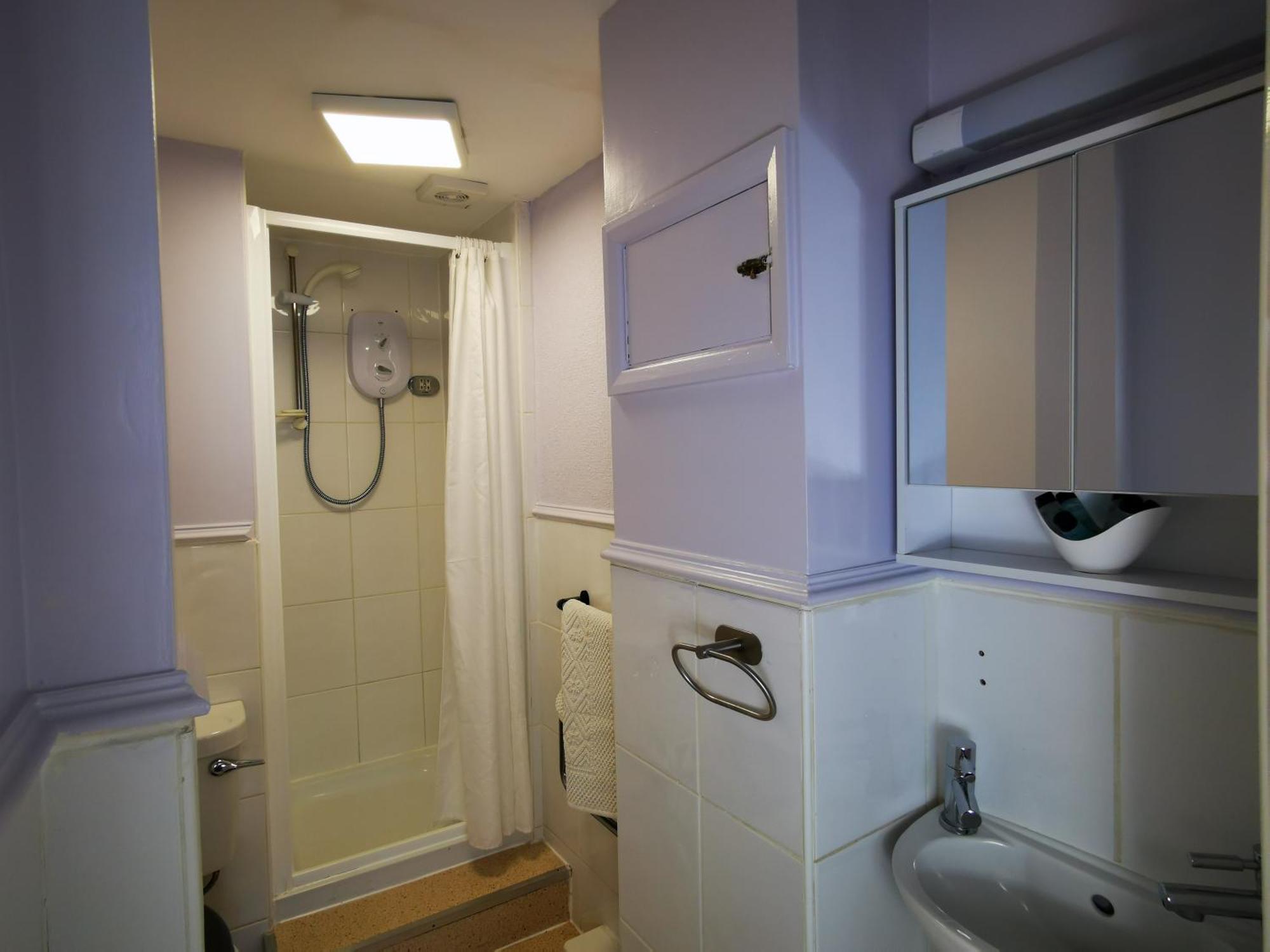 The Thoresby Guest house 3*